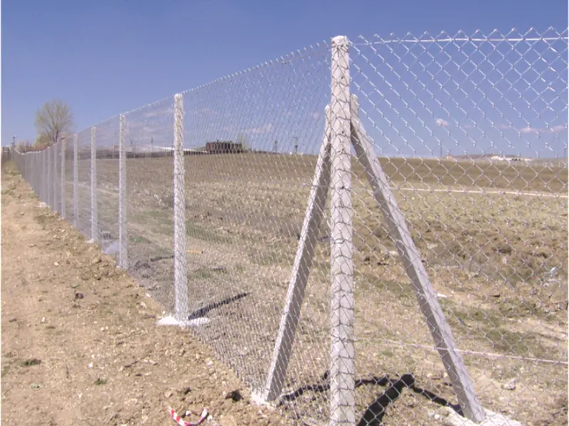 Beton Direkli Tel Çitler